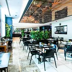호텔 Ibis Styles Milano Est 4*