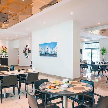 ホテル Ibis Styles Milano Est 4*