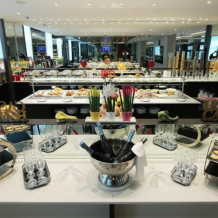 Hotel Ibis Styles Milano Est 4*