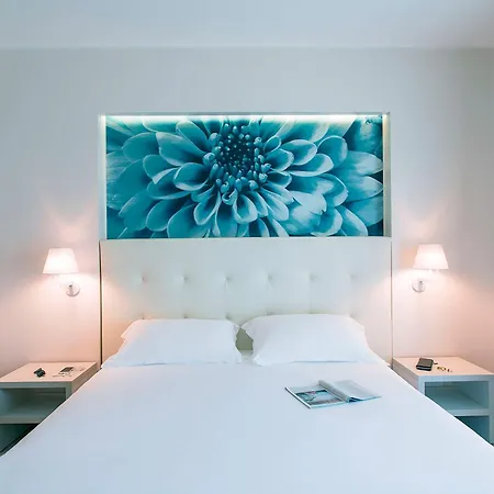 Ibis Styles Milano Est Hotel 4*