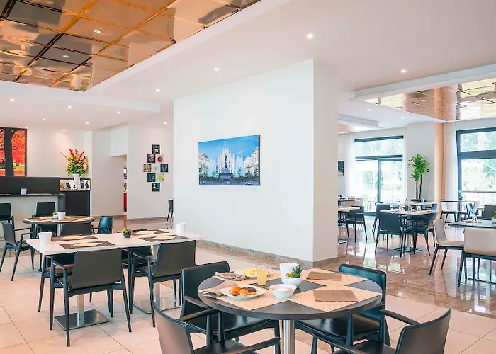 Hotel Ibis Styles Milano Est 4*