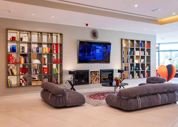 Ibis Styles Milano Est Hotel 4*